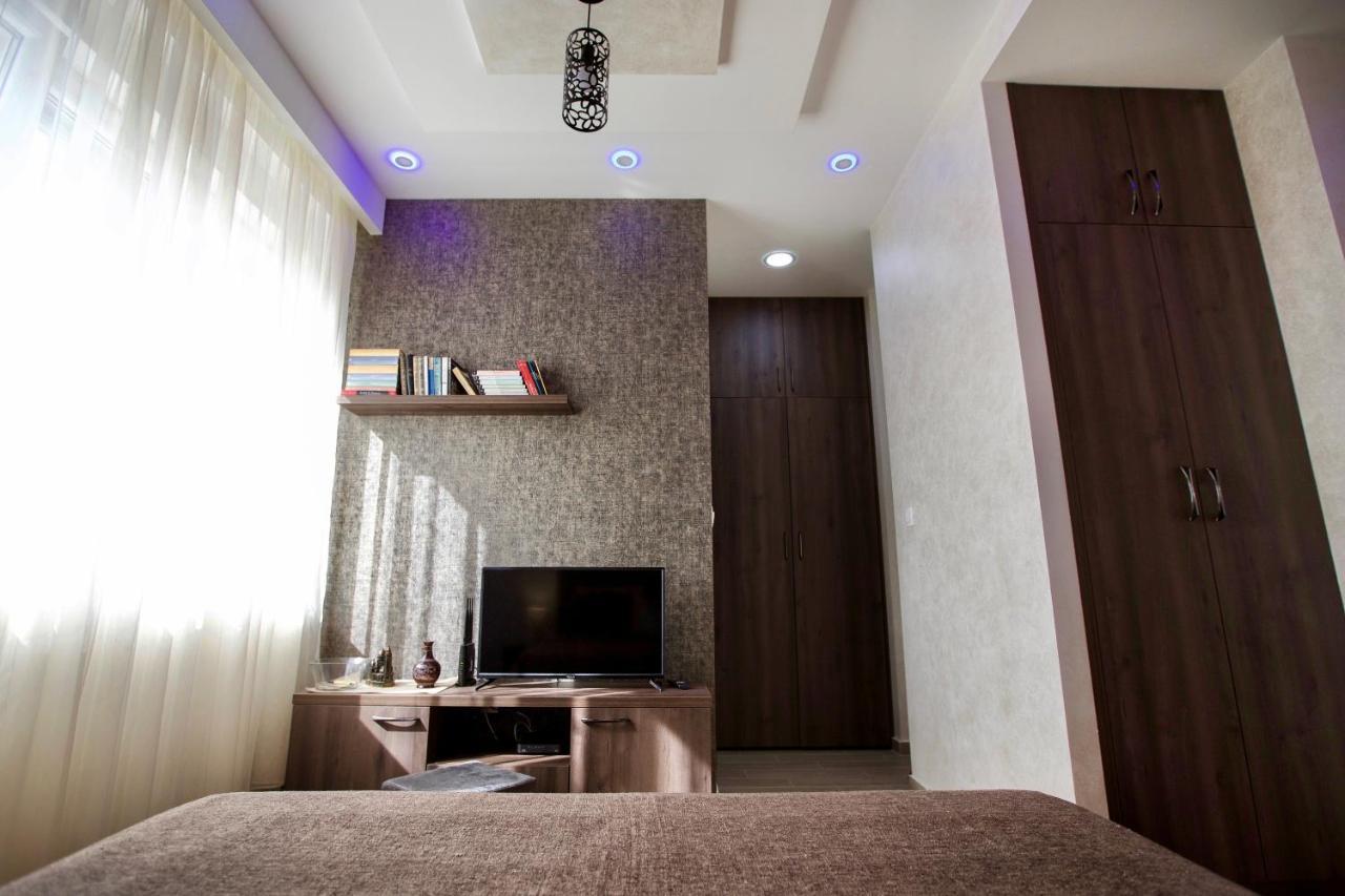 Apartment Bohemian Dream Nikšić エクステリア 写真